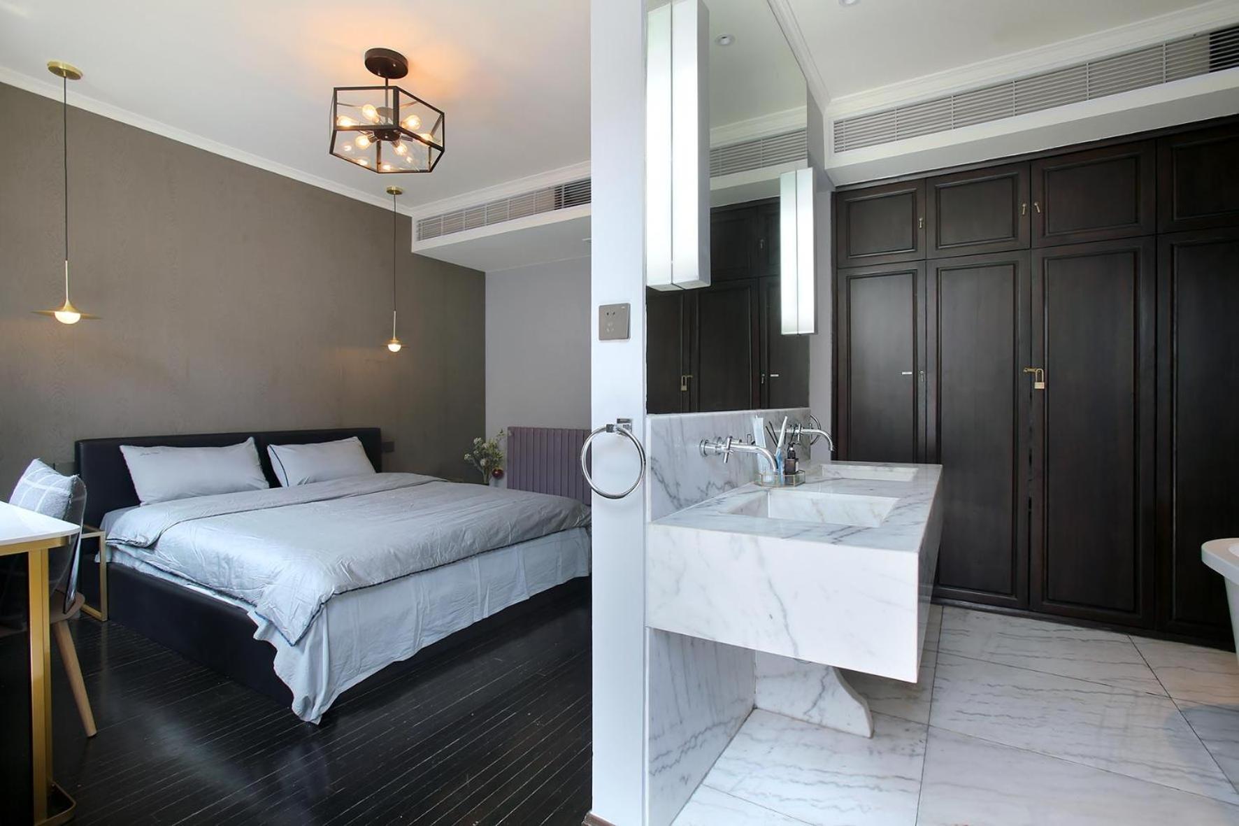 Shanghai Downtown Hills Boutique Guesthouse - Near Metro Line 7, Exit 3, Changping Road Habitación foto