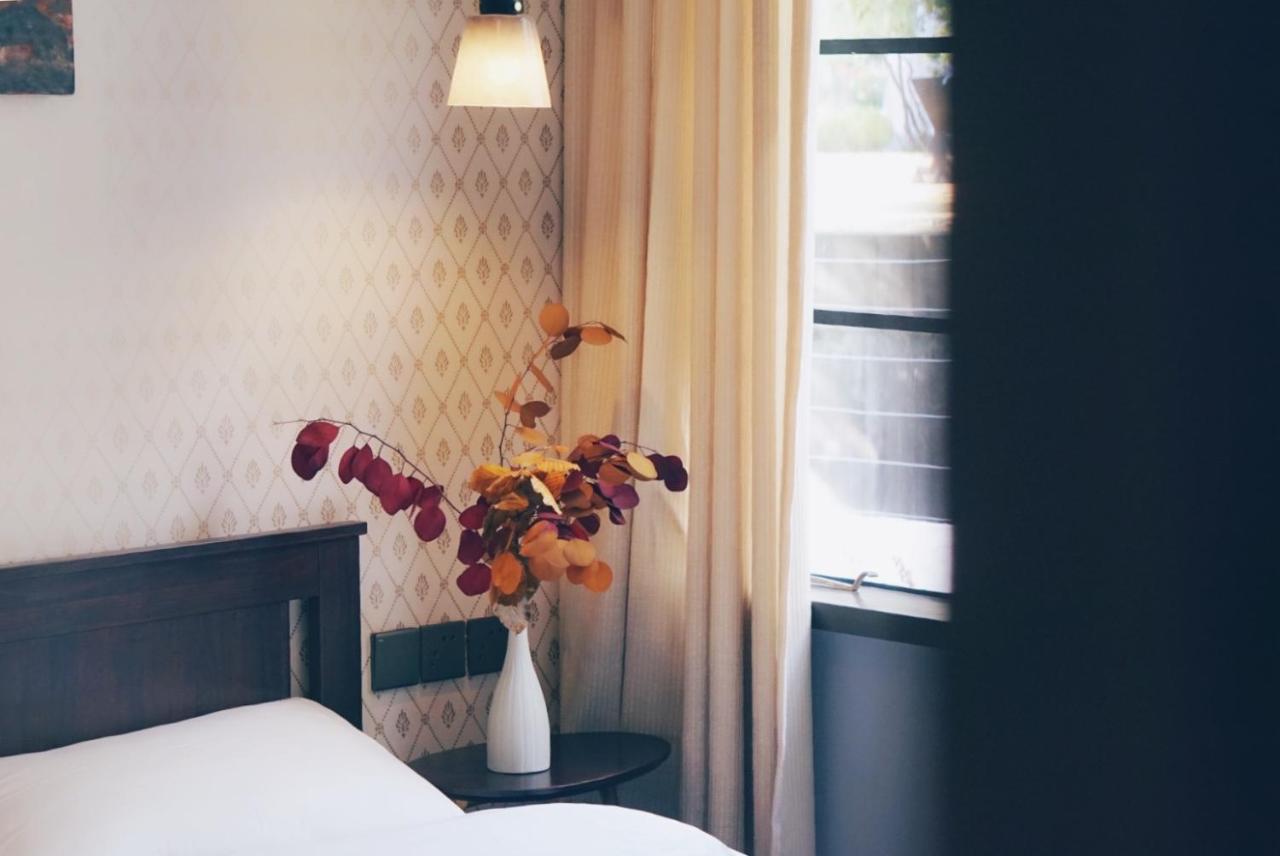 Shanghai Downtown Hills Boutique Guesthouse - Near Metro Line 7, Exit 3, Changping Road Exterior foto