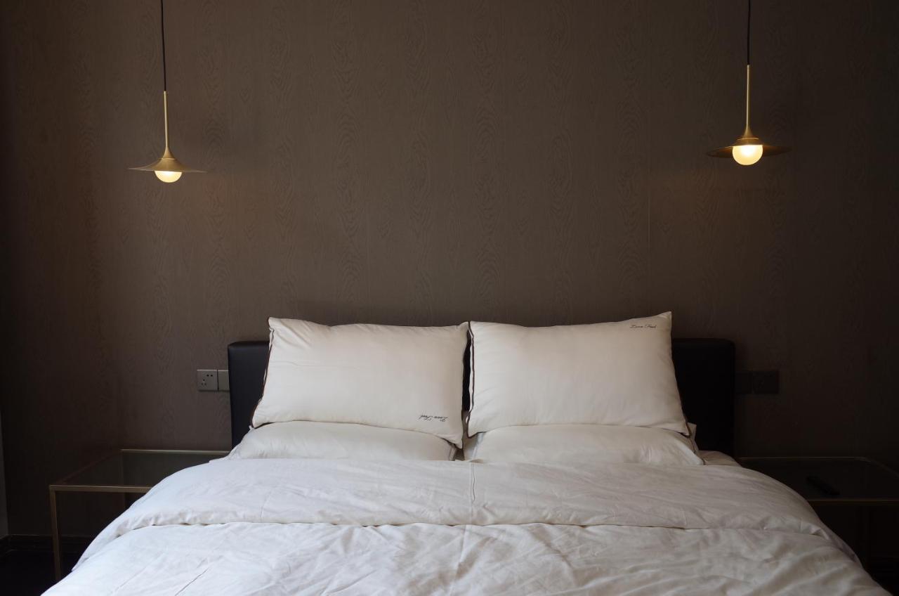 Shanghai Downtown Hills Boutique Guesthouse - Near Metro Line 7, Exit 3, Changping Road Exterior foto